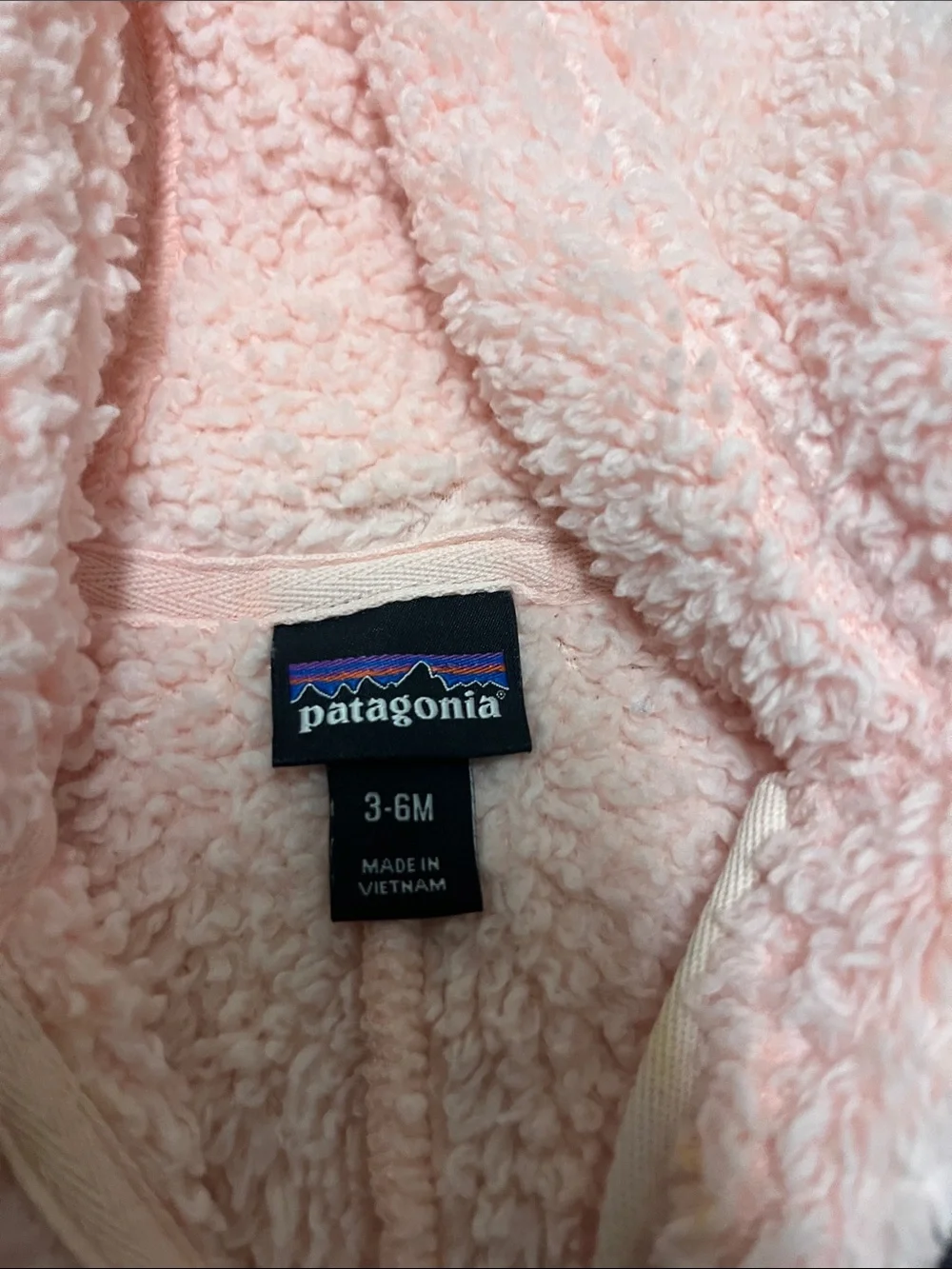 Patagonia Baby Furry Friends Bunting size 3-6 months